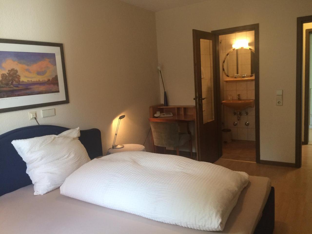 Icc Pfaelzer Hof - Hotel & Seminarhaus Schonau  Zewnętrze zdjęcie